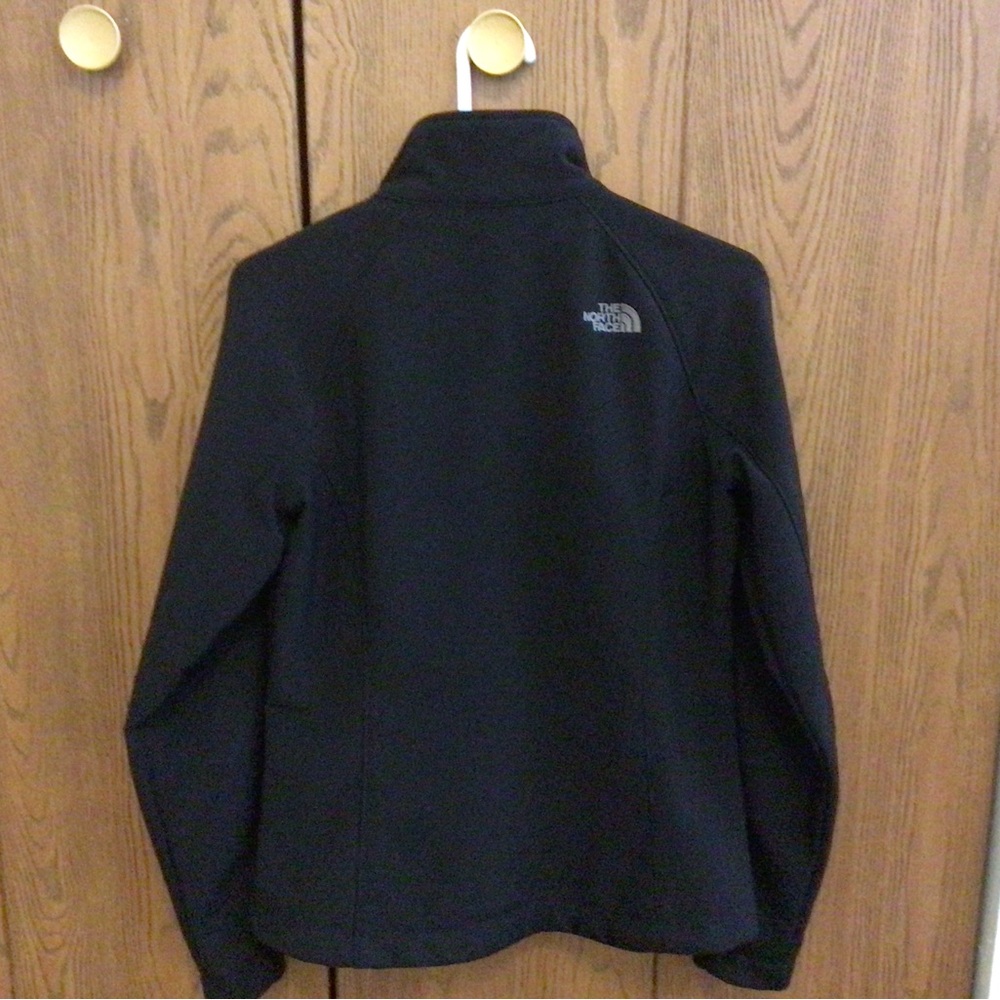 Women’s Northface Softshell Jacket Size Small - image 2